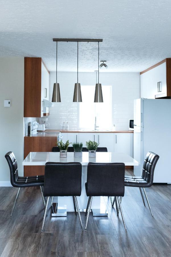 Le Contemporain Apartment Rouyn Bagian luar foto